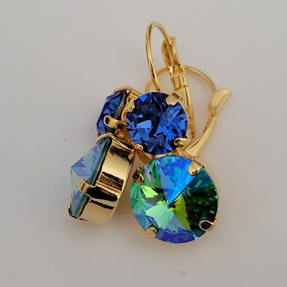 Austrian Crystal Earrings in Gold - Picture 9 of 12